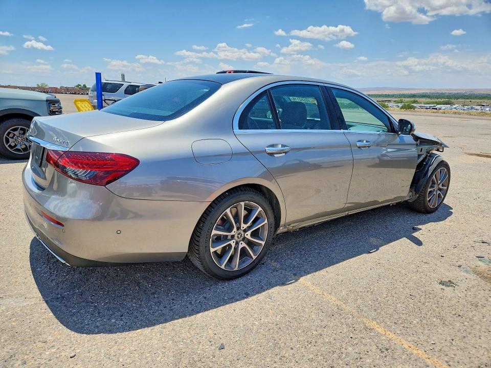 60552116 :رقم المزاد ، W1KZF5KB0MA954903 vin ، 2021 Mercedes-benz E مزاد بيع