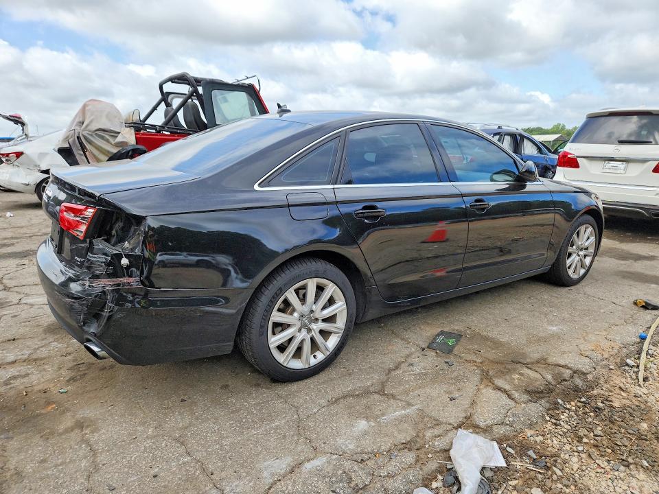 61808676 :رقم المزاد ، WAUFFAFC6FN018527 vin ، 2015 Audi A6 مزاد بيع