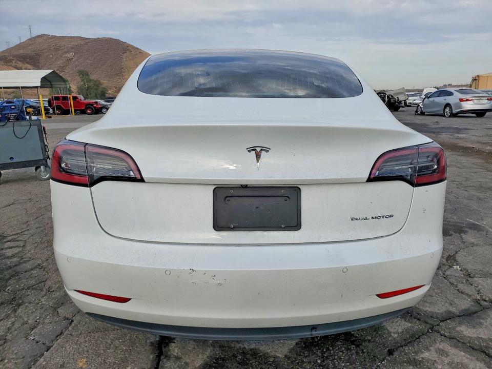 2020 Tesla Model 3 მანქანა იყიდება აუქციონზე, vin: 5YJ3E1EB6LF742763, აუქციონის ნომერი: 61829156