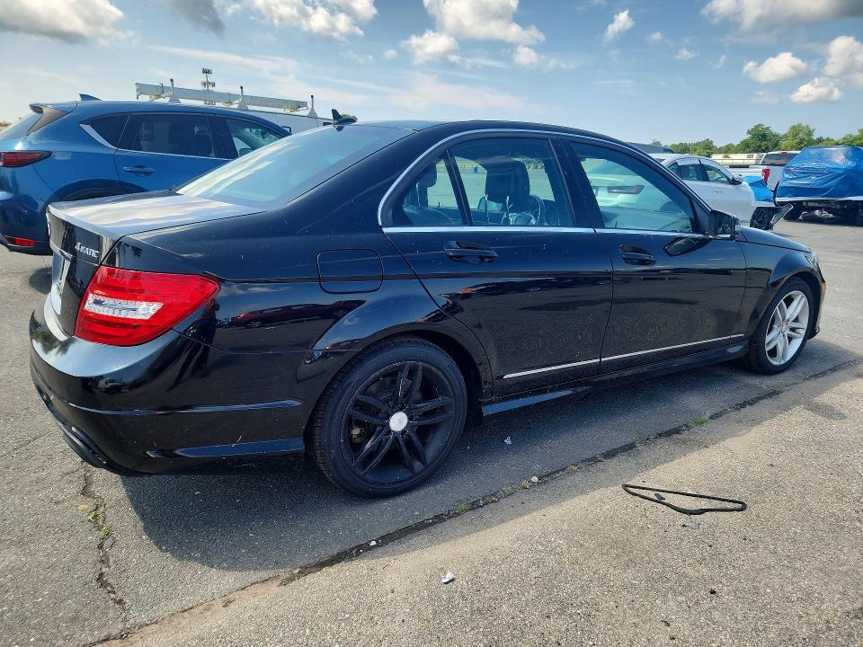 Aukcja sprzedaży 2013 Mercedes-benz C, vin: WDDGF8AB2DA837589, numer aukcji: 63282146