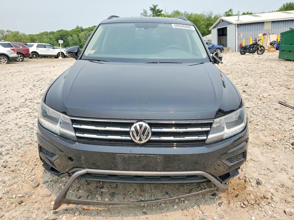 Продажа на аукционе авто 2019 Volkswagen Tiguan, vin: 3VV2B7AX7KM200382, номер лота: 60948906