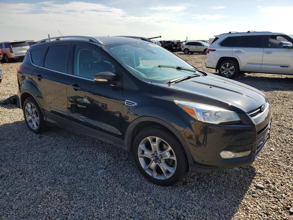 2015 Ford Escape მანქანა იყიდება აუქციონზე, vin: 1FMCU9J97FUB22600, აუქციონის ნომერი: 62538086