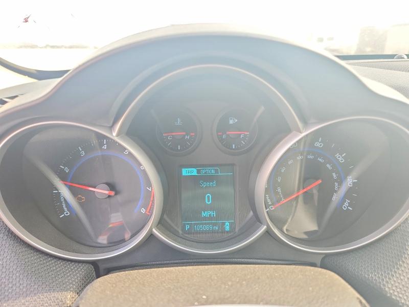61059766 :رقم المزاد ، 1G1PC5SB4F7139459 vin ، 2015 Chevrolet Cruze مزاد بيع