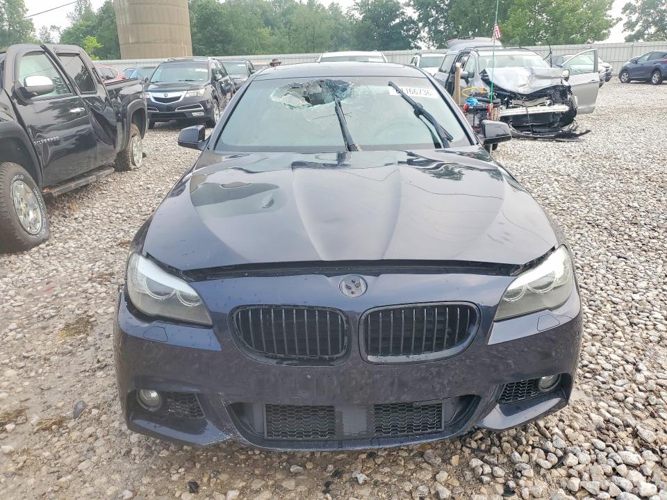 61166736 :رقم المزاد ، WBAFU9C52BC783217 vin ، 2011 Bmw 550 مزاد بيع