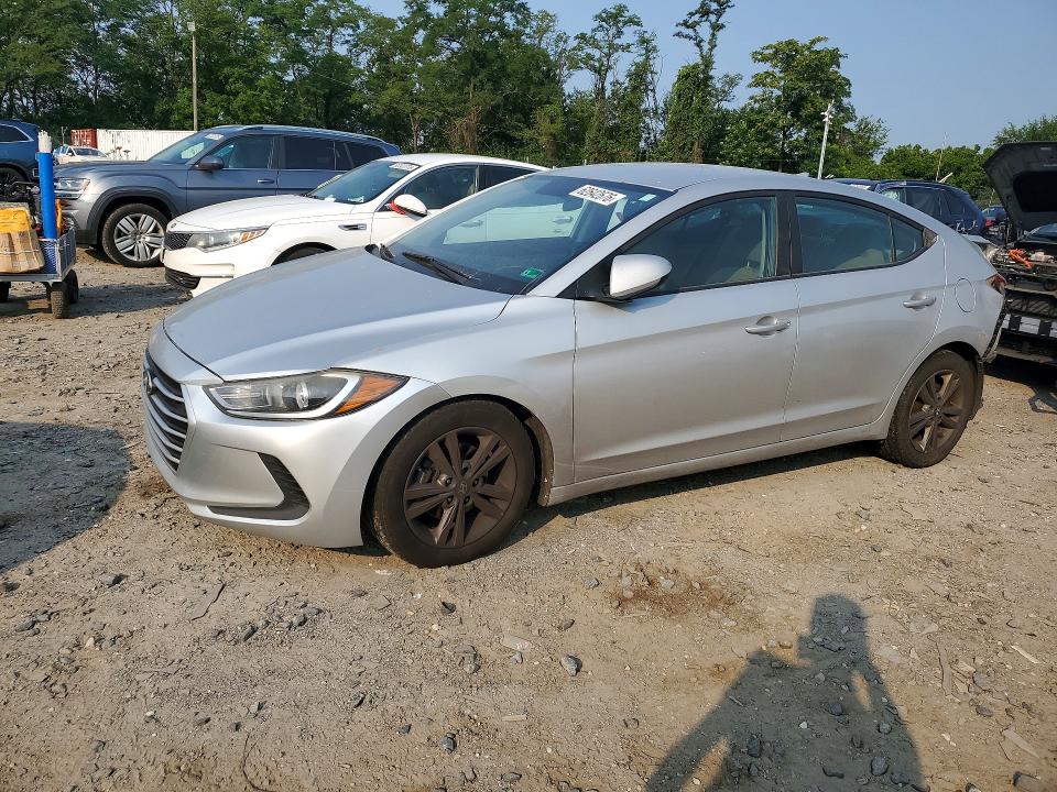 62642676 :رقم المزاد ، 5NPD84LF2JH231763 vin ، 2018 Hyundai Elantra مزاد بيع