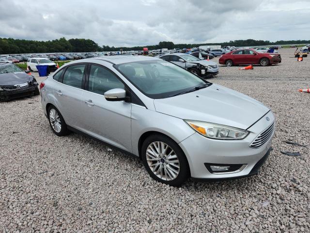 60453956 :رقم المزاد ، 1FADP3J20HL229115 vin ، 2017 Ford Focus مزاد بيع