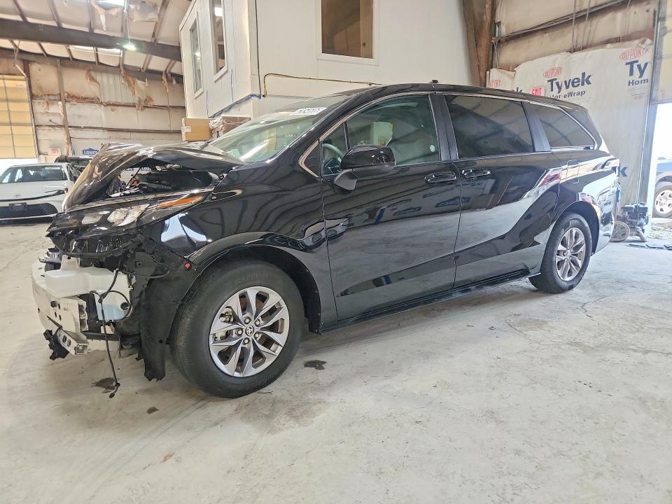 2025 Toyota Sienna მანქანა იყიდება აუქციონზე, vin: 5TDKRKEC0SS231526, აუქციონის ნომერი: 62854686