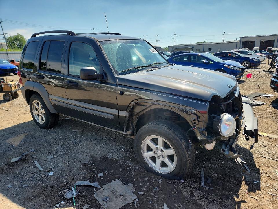 60201986 :رقم المزاد ، 1J4GL48K75W570837 vin ، 2005 Jeep Liberty مزاد بيع
