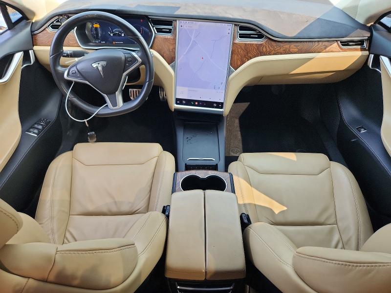 61293976 :رقم المزاد ، 5YJSA1E11HF190594 vin ، 2017 Tesla Model S مزاد بيع