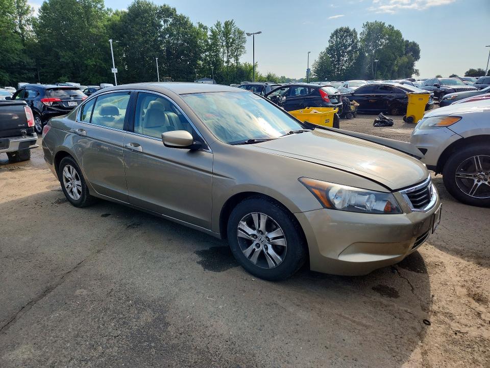 Продажа на аукционе авто 2010 Honda Accord, vin: 1HGCP2F40AA099334, номер лота: 63348866