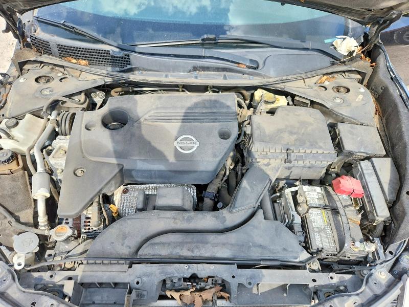 2015 Nissan Altima მანქანა იყიდება აუქციონზე, vin: 1N4AL3AP0FN886881, აუქციონის ნომერი: 62689236
