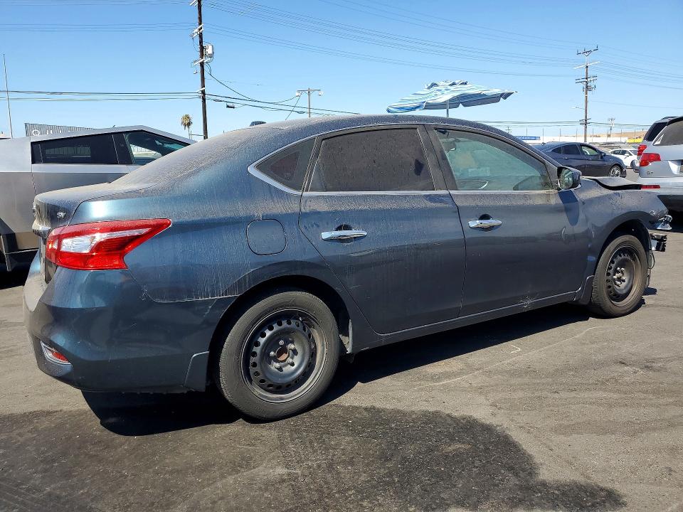 2017 Nissan Sentra მანქანა იყიდება აუქციონზე, vin: 3N1AB7AP9HY256080, აუქციონის ნომერი: 62058896