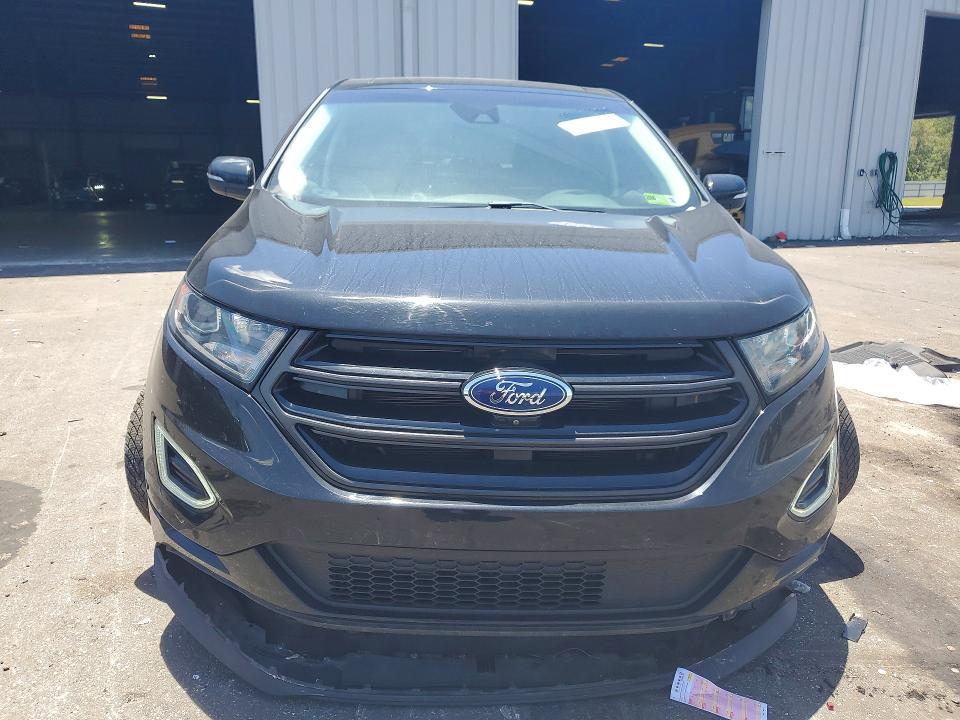 62304456 :رقم المزاد ، 2FMPK4AP4HBB72789 vin ، 2017 Ford Edge مزاد بيع