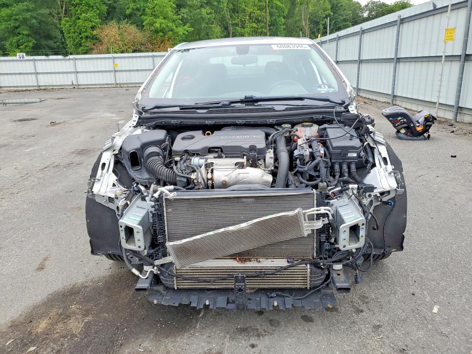 Продажа на аукционе авто 2018 Chevrolet Cruze, vin: 1G1BE5SM8J7137860, номер лота: 60083946