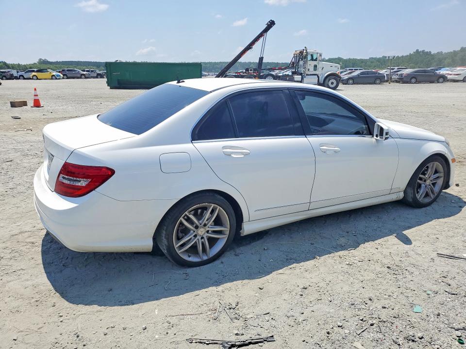 Продаж на аукціоні авто 2013 Mercedes-benz C, vin: WDDGF4HB1DR246797, номер лоту: 59162086