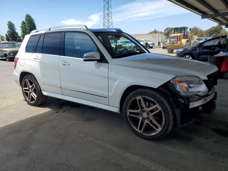 59709156 :رقم المزاد ، WDCGG8HB9BF640670 vin ، 2011 Mercedes-benz Glk مزاد بيع