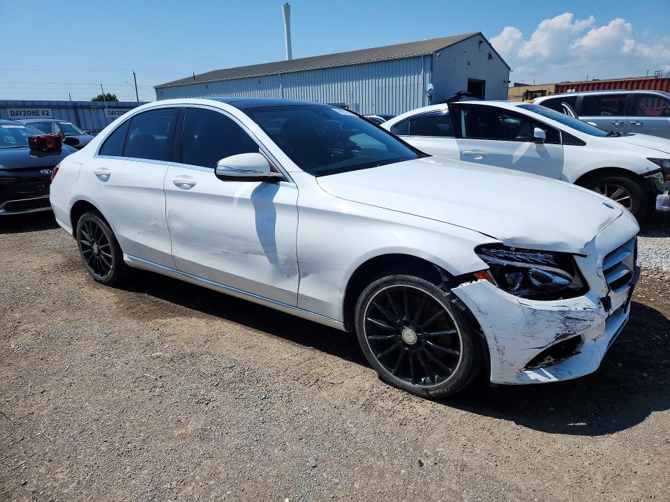 58992746 :رقم المزاد ، 55SWF4KB5FU001345 vin ، 2015 Mercedes-benz C مزاد بيع