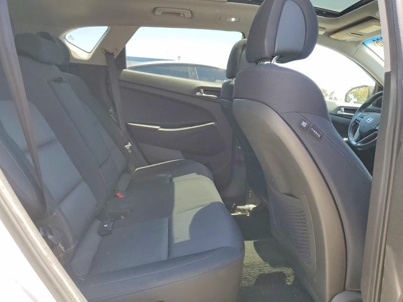 62049996 :رقم المزاد ، KM8J33A2XHU553509 vin ، 2017 Hyundai Tucson مزاد بيع