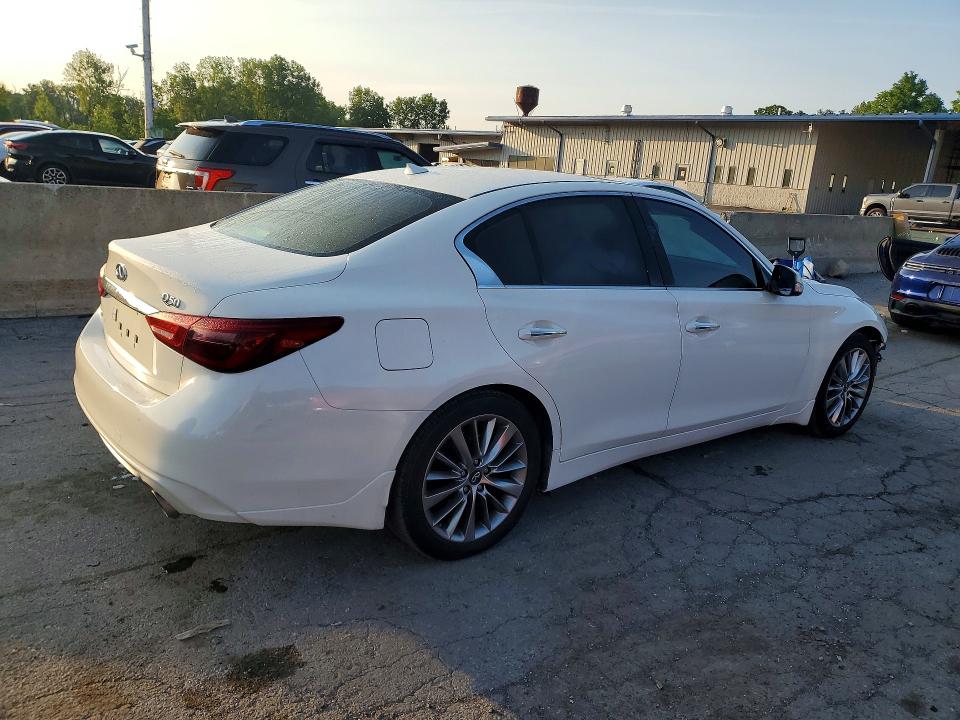 Продаж на аукціоні авто 2018 Infiniti Q50, vin: JN1EV7AR0JM432064, номер лоту: 60633676