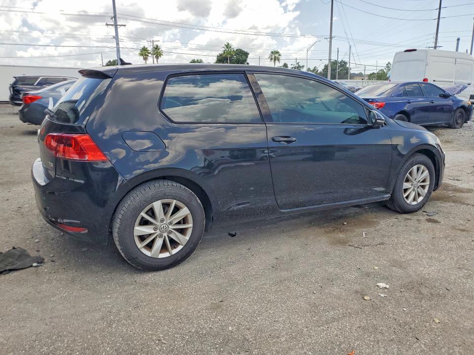 60618356 :رقم المزاد ، 3VW817AU0FM052032 vin ، 2015 Volkswagen Golf مزاد بيع