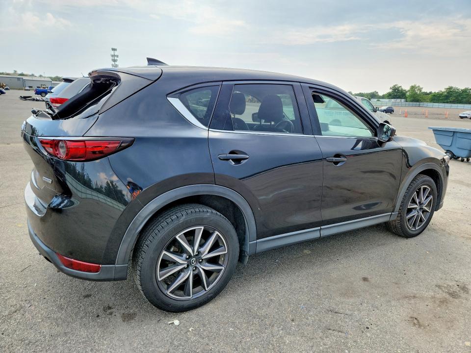 Продаж на аукціоні авто 2018 Mazda Cx-5, vin: JM3KFBDM4J0373535, номер лоту: 62509666