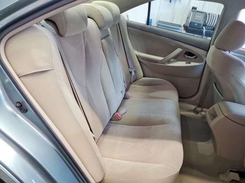 64081336 :رقم المزاد ، 4T1BF3EK8BU684130 vin ، 2011 Toyota Camry مزاد بيع