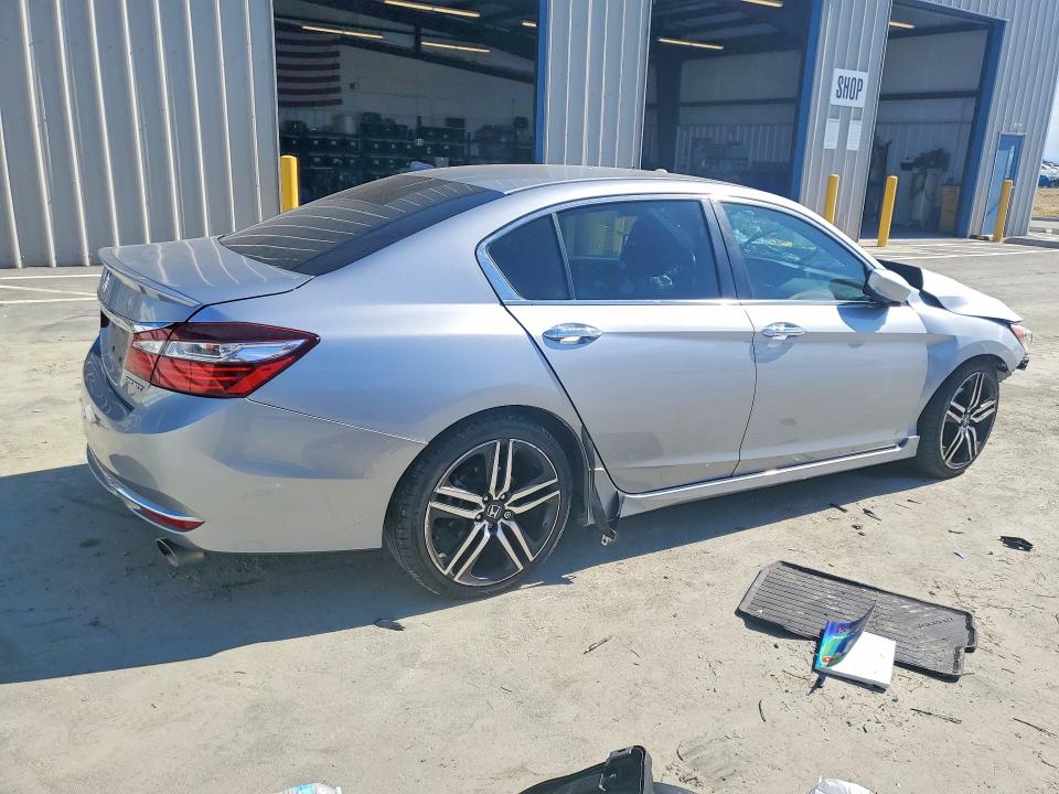 Продажа на аукционе авто 2016 Honda Accord, vin: 1HGCR2F60GA158984, номер лота: 62105366