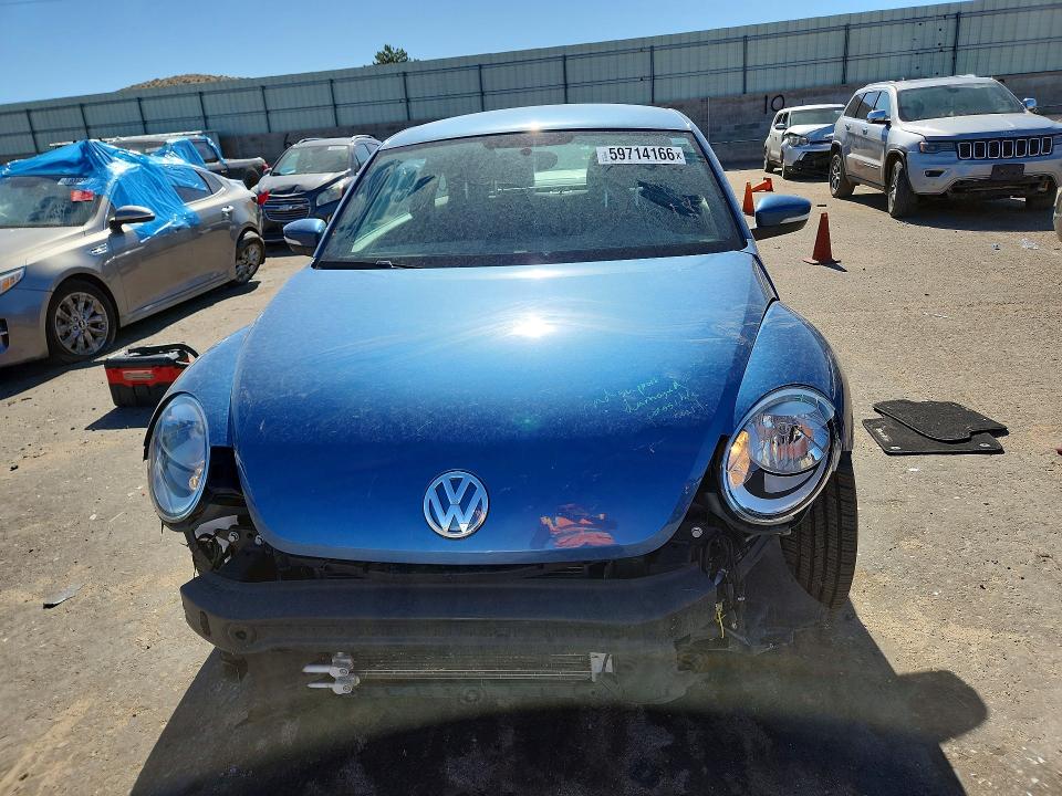 2019 Volkswagen Beetle მანქანა იყიდება აუქციონზე, vin: 3VWFD7AT7KM712602, აუქციონის ნომერი: 59714166