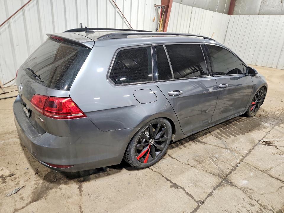 62611816 :رقم المزاد ، 3VWC17AUXHM501505 vin ، 2017 Volkswagen Golf Sportwagen مزاد بيع