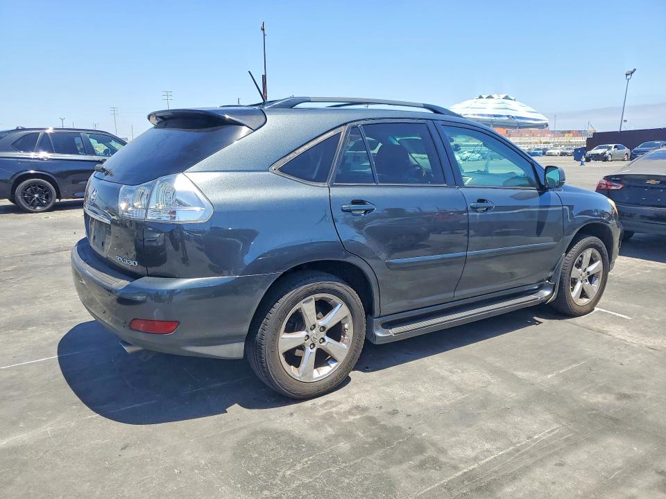 60435926 :رقم المزاد ، 2T2GA31U25C029507 vin ، 2005 Lexus Rx مزاد بيع