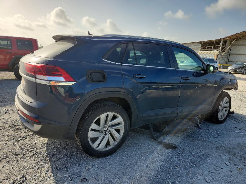 Продаж на аукціоні авто 2021 Volkswagen Atlas Cross Sport, vin: 1V2JE2CA5MC240041, номер лоту: 60936456