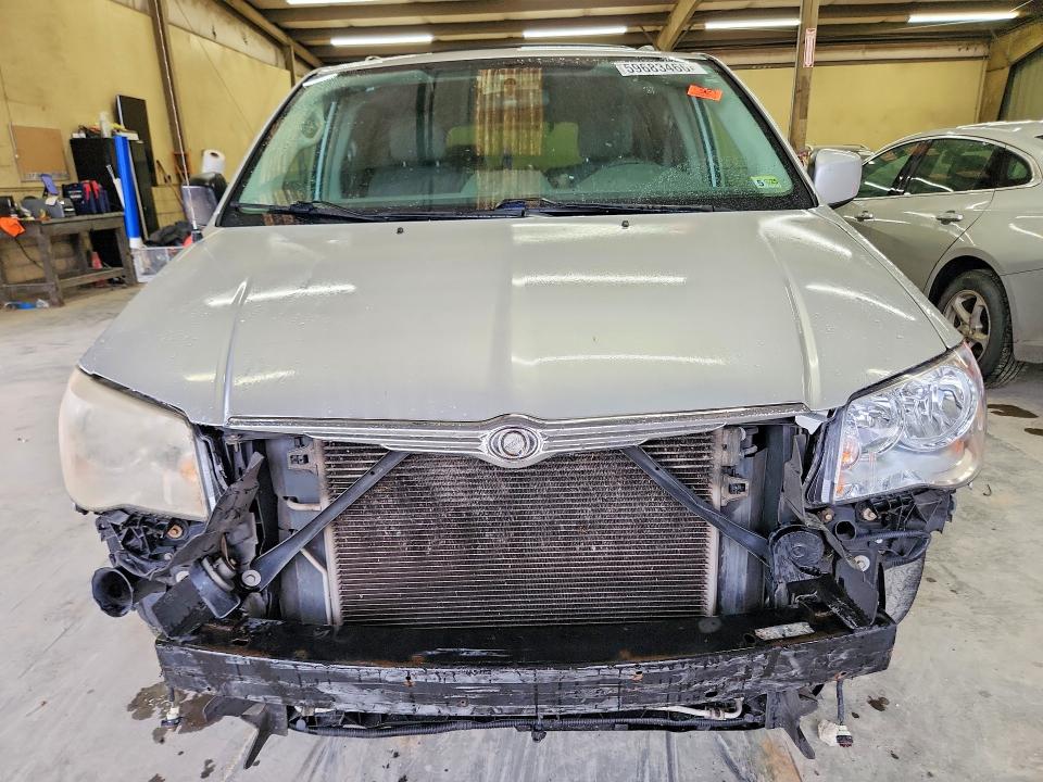 2010 Chrysler Town & Ctry მანქანა იყიდება აუქციონზე, vin: 2A4RR5D13AR279233, აუქციონის ნომერი: 59683466