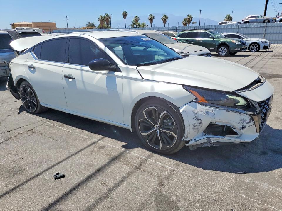 60090546 :رقم المزاد ، 1N4BL4CV6SN346922 vin ، 2025 Nissan Altima مزاد بيع