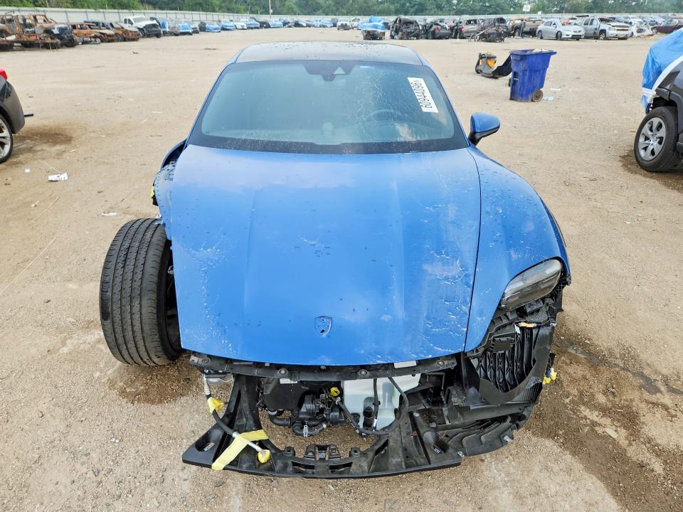 2024 Porsche Taycan მანქანა იყიდება აუქციონზე, vin: WP0BA2Y16RSA60402, აუქციონის ნომერი: 60944096