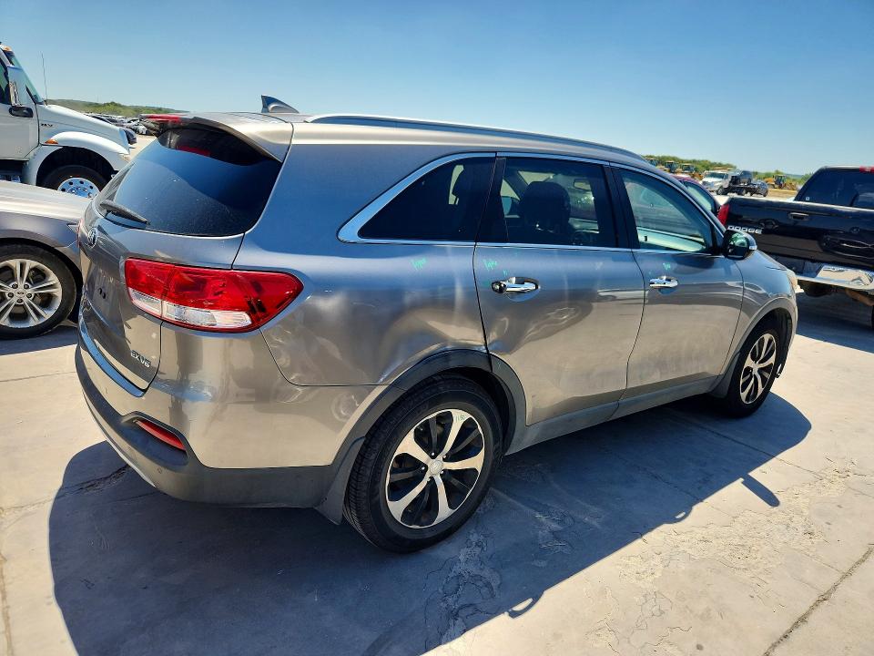 2017 Kia Sorento მანქანა იყიდება აუქციონზე, vin: 5XYPH4A56HG289142, აუქციონის ნომერი: 57311146