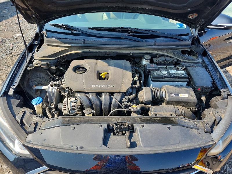 62768976 :رقم المزاد ، 5NPD84LF6HH060770 vin ، 2017 Hyundai Elantra مزاد بيع
