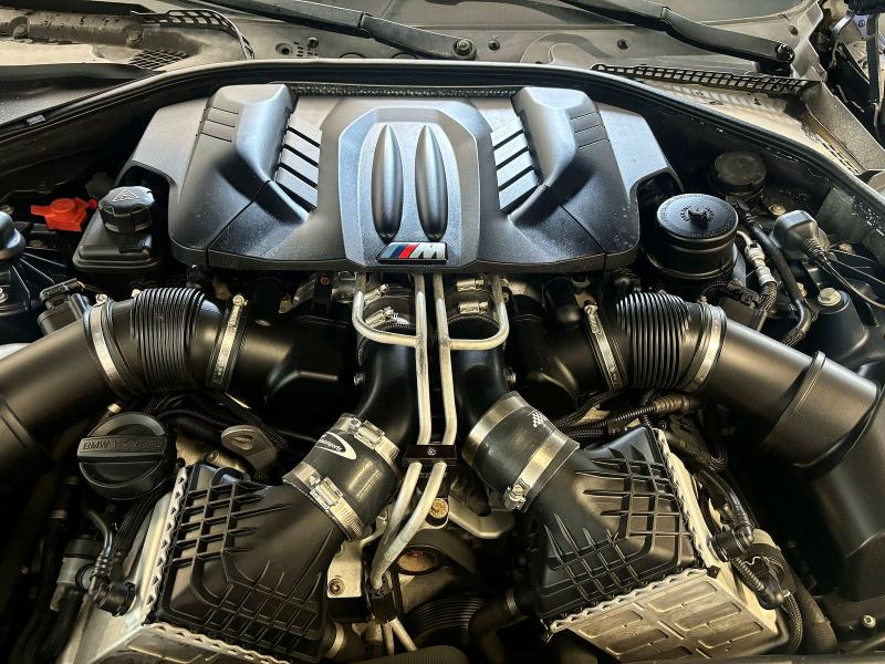 63015536 :رقم المزاد ، WBSLZ9C54DC985785 vin ، 2013 Bmw M6 مزاد بيع