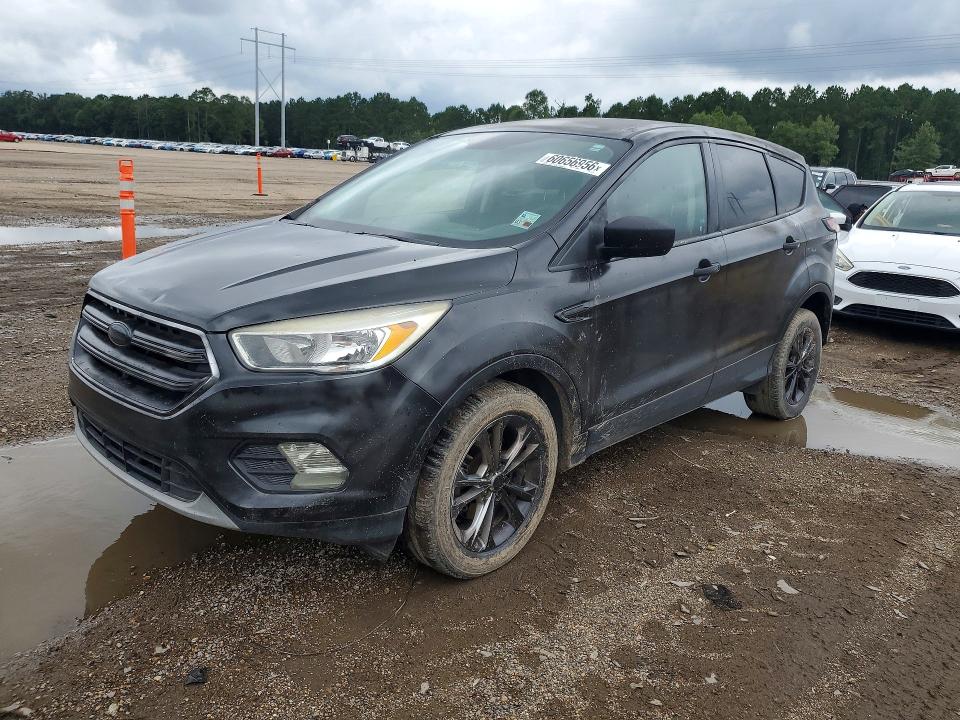 2017 Ford Escape მანქანა იყიდება აუქციონზე, vin: 1FMCU0GD7HUE39626, აუქციონის ნომერი: 60656956