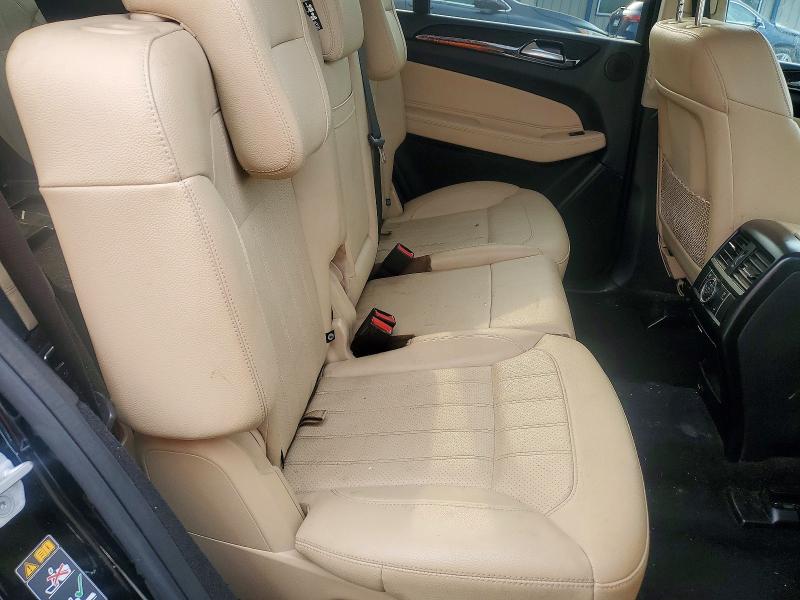 62707996 :رقم المزاد ، 4JGDF6EE2HA896861 vin ، 2017 Mercedes-benz Gls مزاد بيع