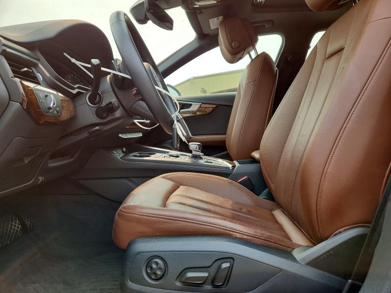 Продажа на аукционе авто 2019 Audi A4, vin: WAUDNAF45KN018872, номер лота: 61043486