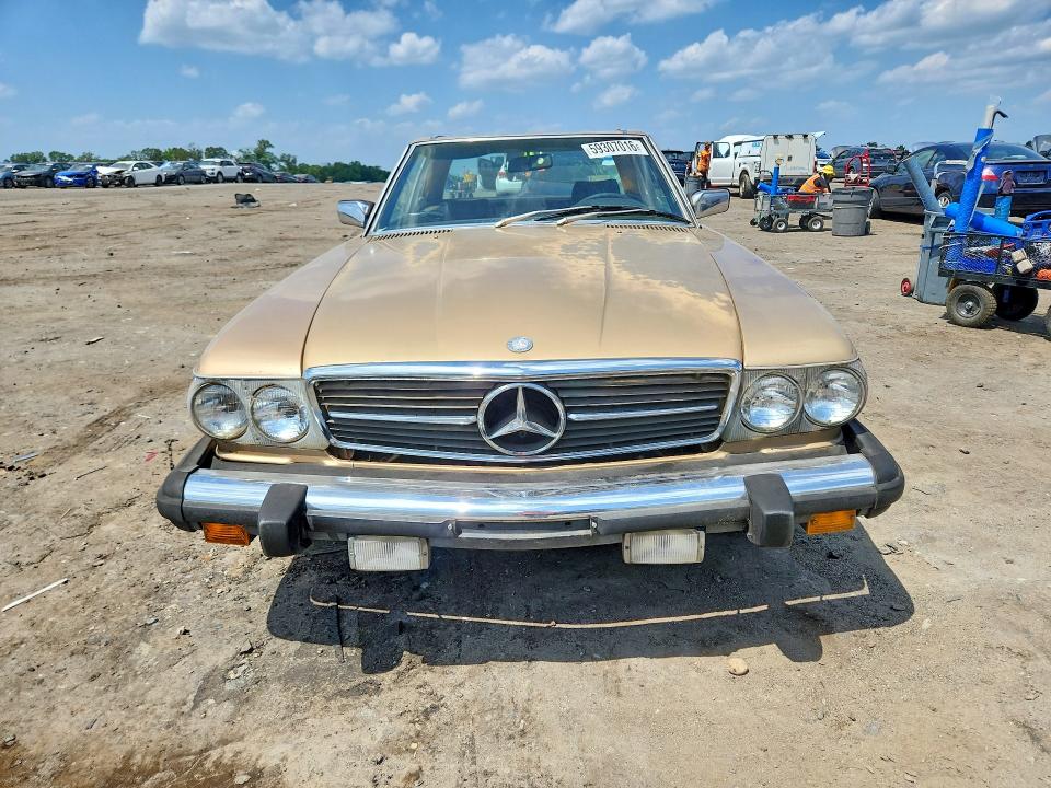 1981 Mercedes-benz 380 მანქანა იყიდება აუქციონზე, vin: WDBBA45AXBB006523, აუქციონის ნომერი: 59307016
