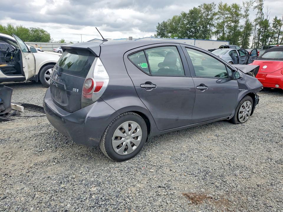 59646866 :رقم المزاد ، JTDKDTB33D1532493 vin ، 2013 Toyota Prius C مزاد بيع
