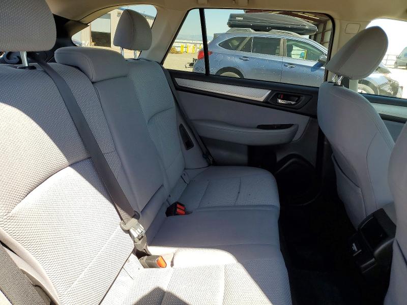 60062426 :رقم المزاد ، 4S4BSAFC8J3362471 vin ، 2018 Subaru Outback مزاد بيع