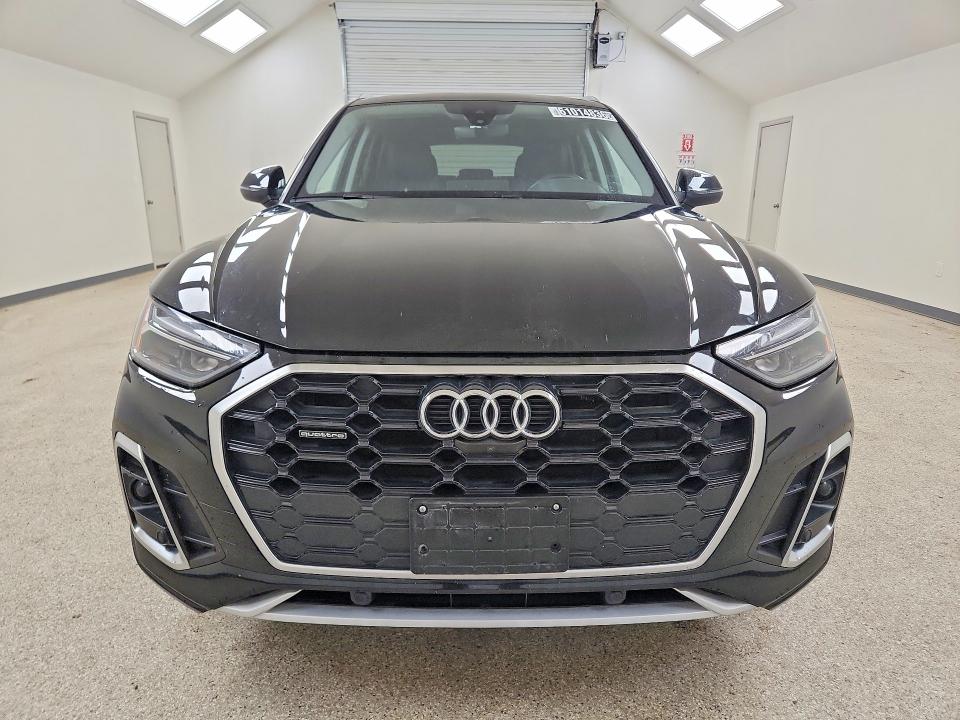 61014836 :رقم المزاد ، WA1EAAFY5R2064374 vin ، 2024 Audi Q5 مزاد بيع