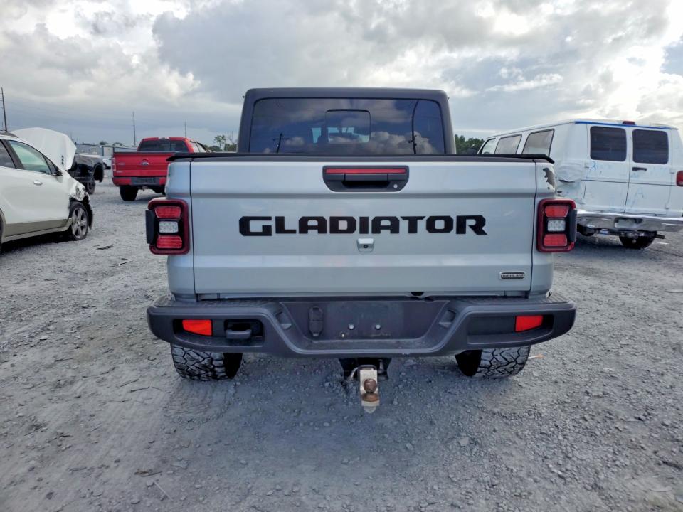 Продажа на аукционе авто 2022 Jeep Gladiator, vin: 1C6HJTFGXNL162267, номер лота: 61308146
