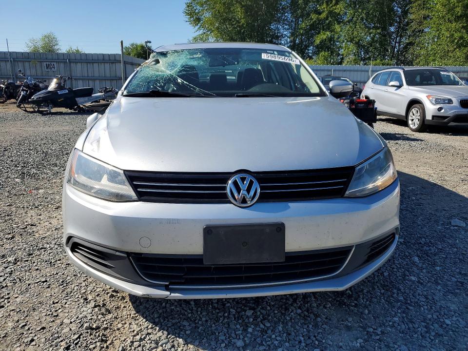 2013 Volkswagen Jetta მანქანა იყიდება აუქციონზე, vin: 3VWDP7AJXDM307317, აუქციონის ნომერი: 59895696