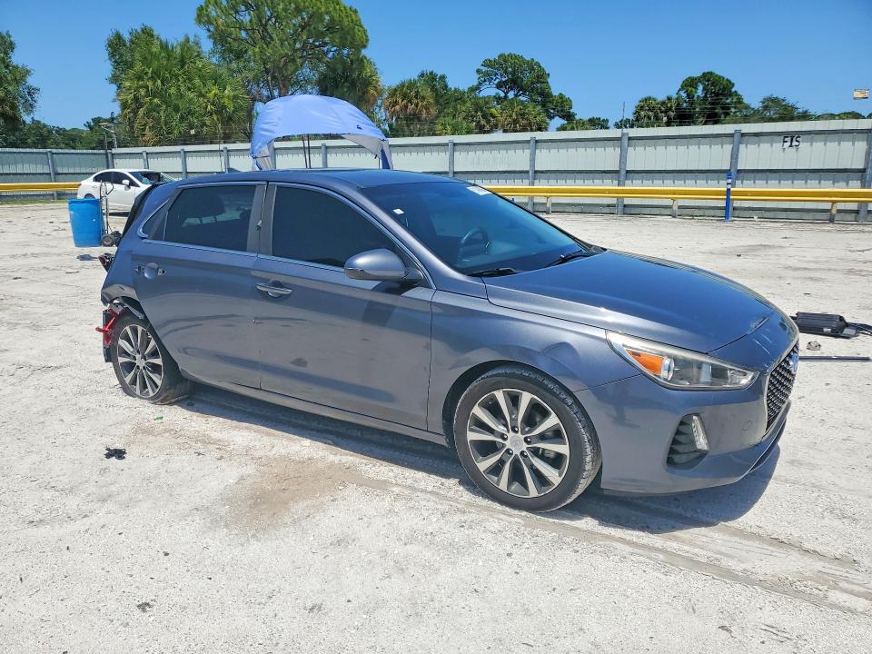 2018 Hyundai Elantra Gt მანქანა იყიდება აუქციონზე, vin: KMHH35LE4JU014682, აუქციონის ნომერი: 61494606