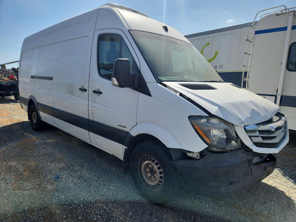 Продаж на аукціоні авто 2015 Freightliner Sprinter, vin: WDYPE8DC5FP169924, номер лоту: 57441026
