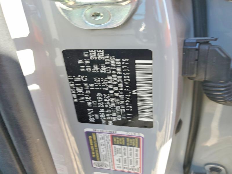 60686576 :رقم المزاد ، 5XYRK4LFXNG093779 vin ، 2022 Kia Sorento مزاد بيع