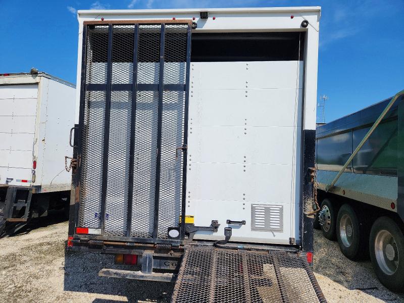 85454055 :رقم المزاد ، 54DB4J1B9LS803722 vin ، 2020 Isuzu Npr مزاد بيع